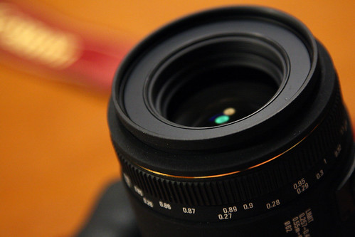 SIGMA 70mm F2.8 DG MACRO