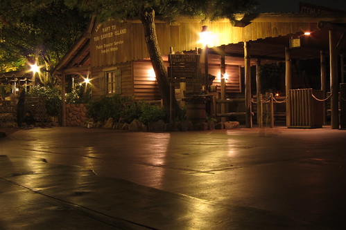 PowerShot S95 / Tokyo Disneyland