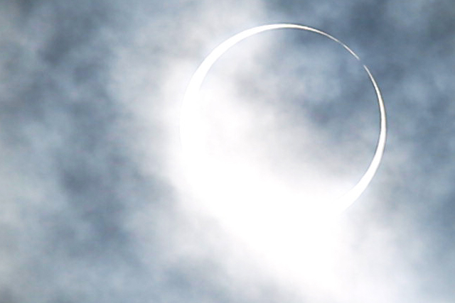 Annular eclipse Mar.21,2012 at Yokohama,Japan