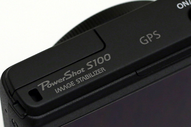 PowerShot S100
