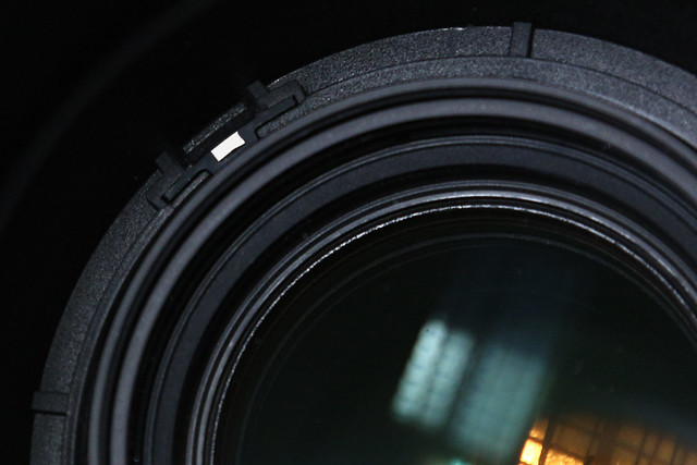 EF 70-200mm f/4L White lens hood