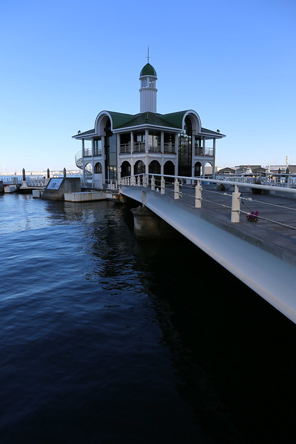 EF 24-70mm f/4L IS USM