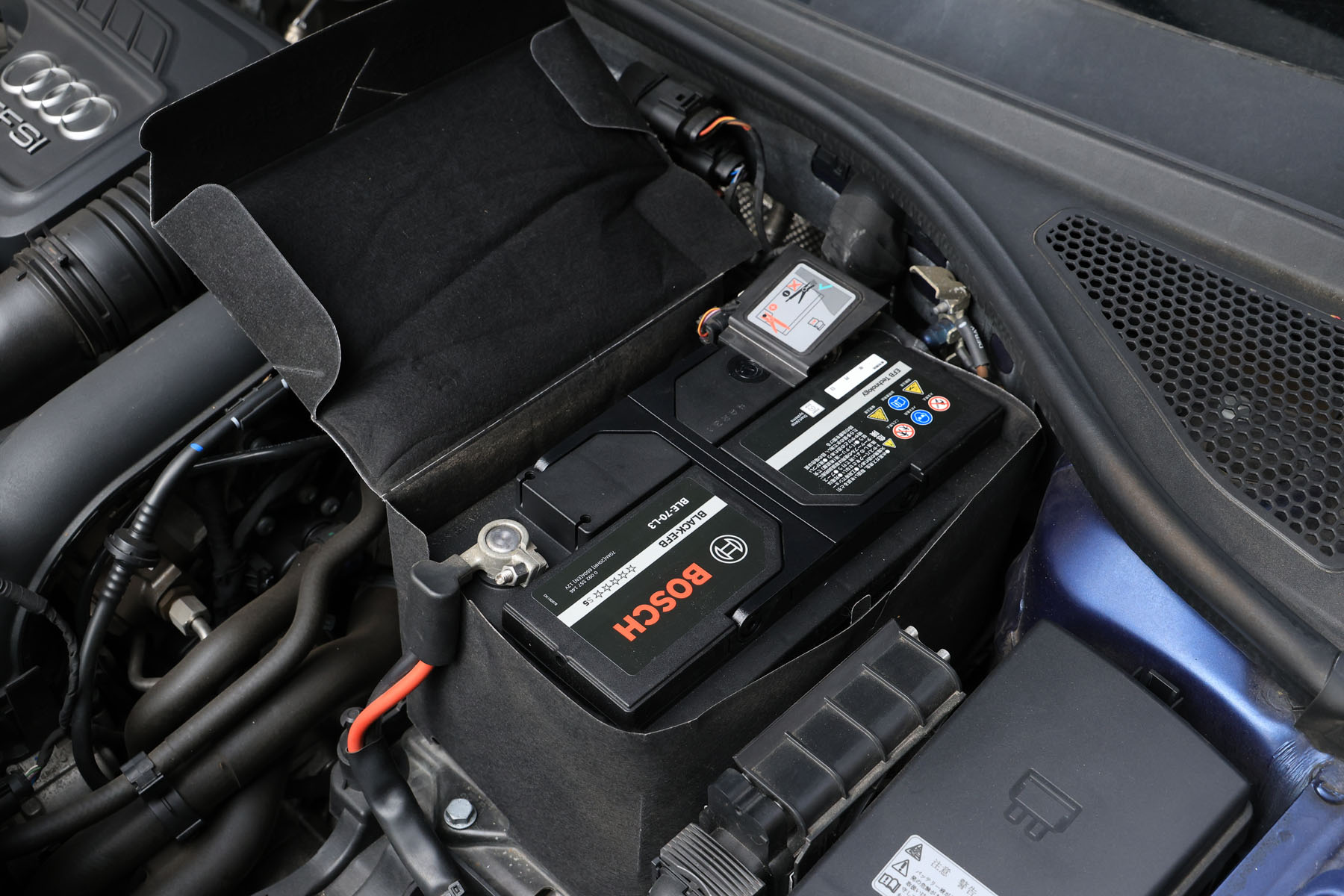 Audi A3 バッテリー交換（２回目） | クマデジタル
