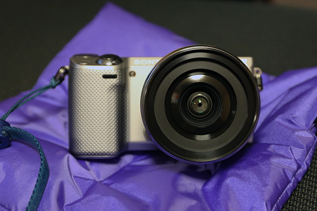 E_PZ_16-50mm_F35-56_OSS_hood_6