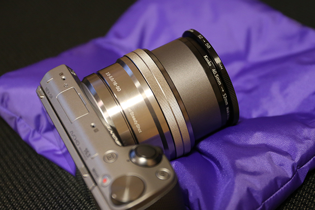 E_PZ_16-50mm_F35-56_OSS_hood_4